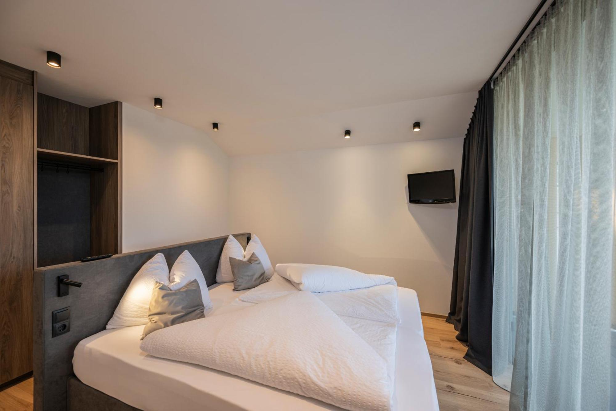 Montanaris Alpine - Active - Relax Hotel Niederdorf Buitenkant foto