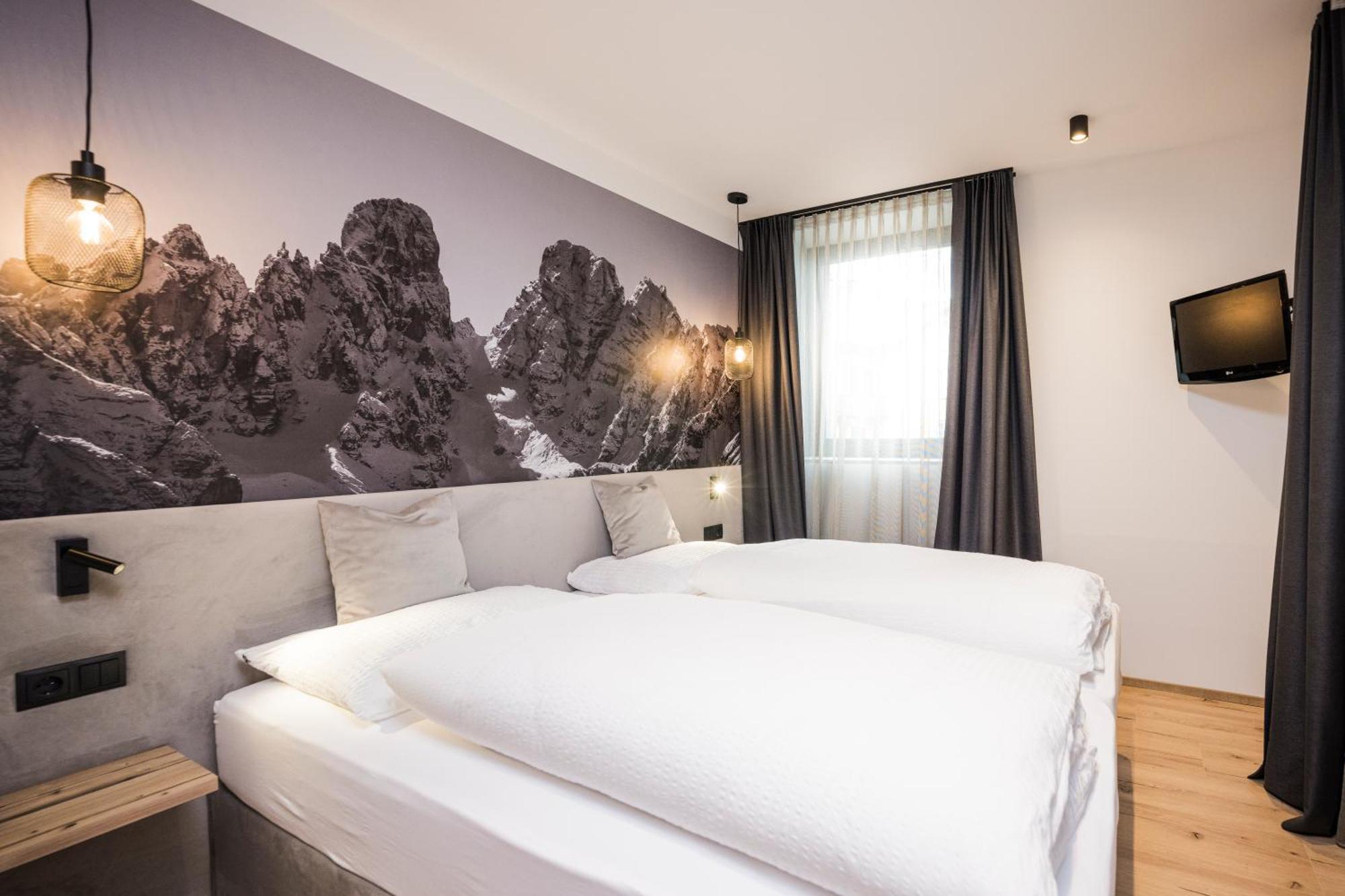 Montanaris Alpine - Active - Relax Hotel Niederdorf Buitenkant foto