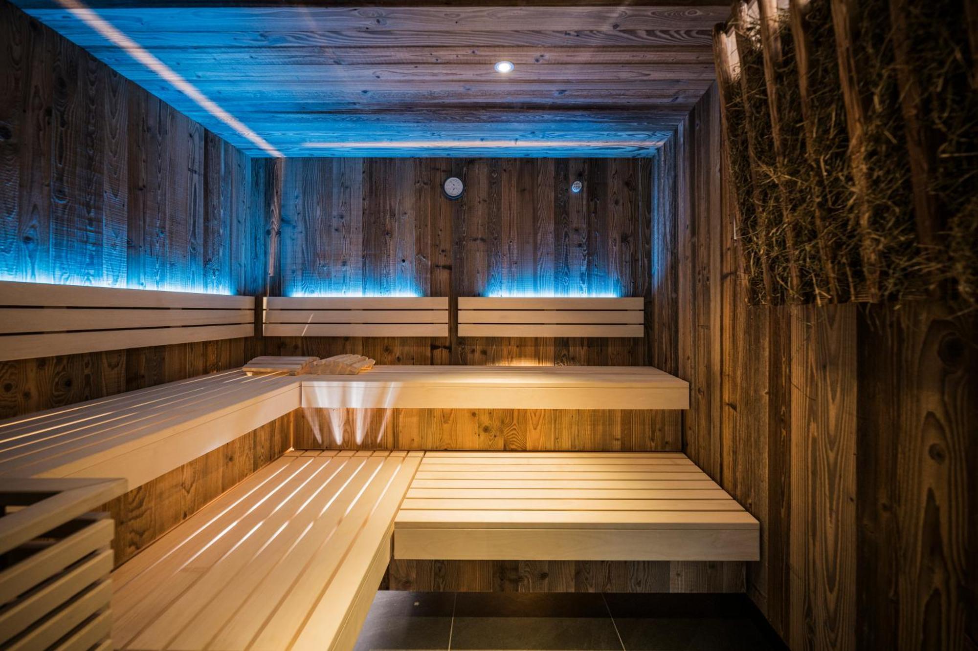 Montanaris Alpine - Active - Relax Hotel Niederdorf Buitenkant foto